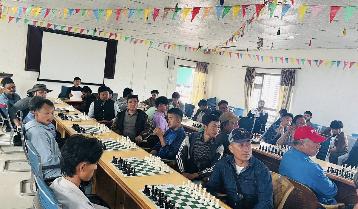 खोटाङमा टेबलटेनिस र बुद्धिचाल प्रतियोगिता सुरू